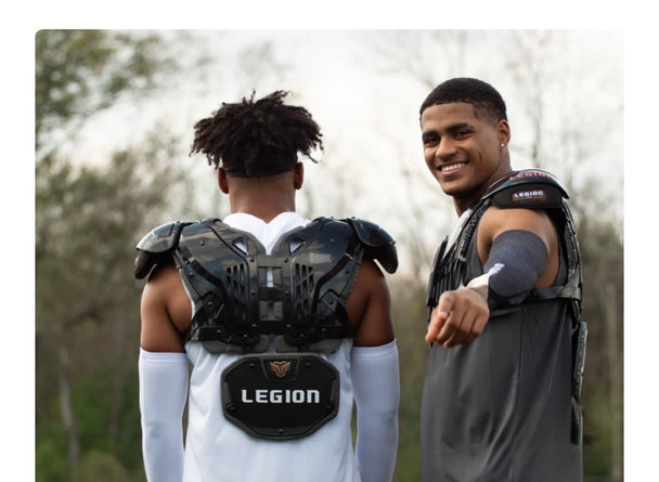 LEGION | M -250 Varsity Football Shoulder Pads